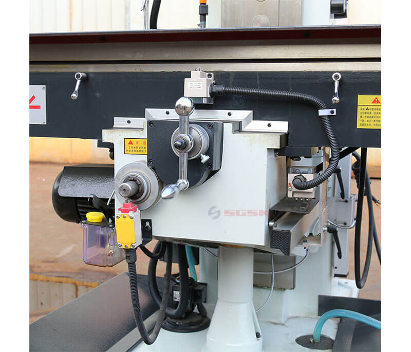 Turret Milling Machine X6332C